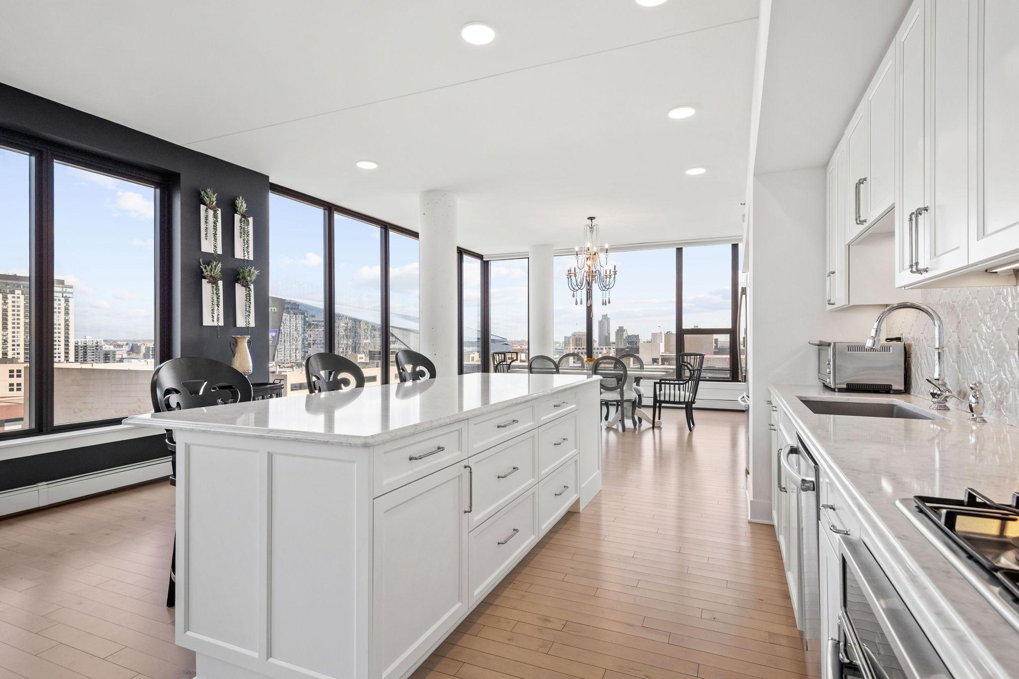 18-web-or-mls-740 Portland Ave Unit 1201-18.jpg