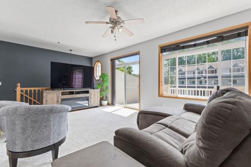 6-web-or-mls-846 Coon Rapids Blvd-11.jpg