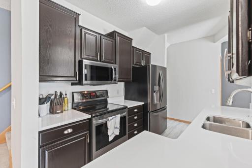 11-web-or-mls-846 Coon Rapids Blvd-15.jpg