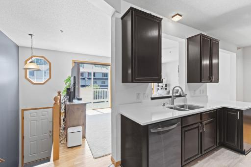 13-web-or-mls-846 Coon Rapids Blvd-12.jpg
