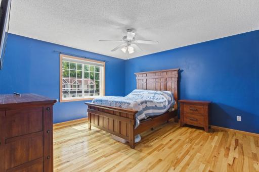 14-web-or-mls-846 Coon Rapids Blvd-21.jpg