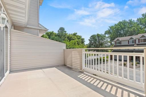 23-web-or-mls-846 Coon Rapids Blvd-1.jpg