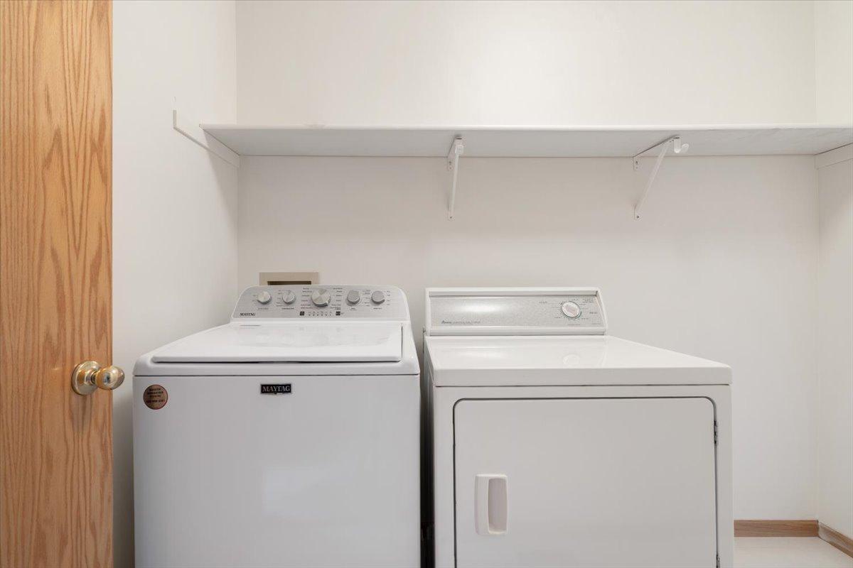 Upper level laundry