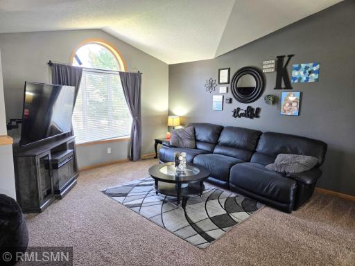 707 4th Avenue SW, Isanti, MN 55040