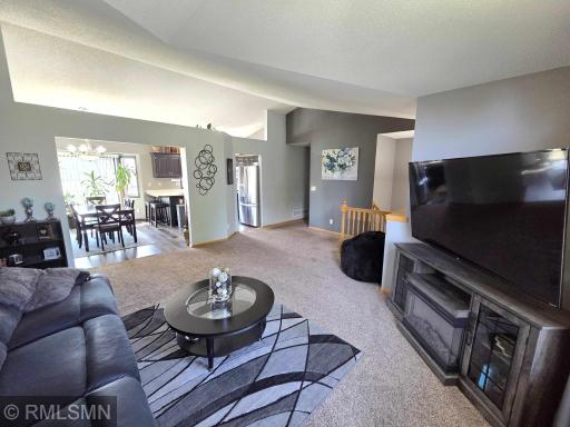 707 4th Avenue SW, Isanti, MN 55040