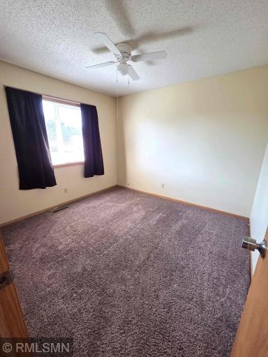 707 4th Avenue SW, Isanti, MN 55040