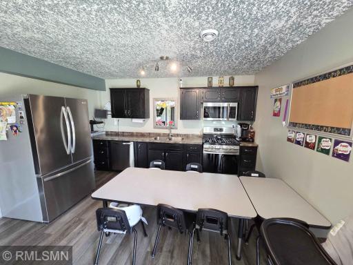 707 4th Avenue SW, Isanti, MN 55040