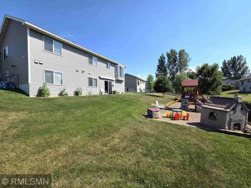 707 4th Avenue SW, Isanti, MN 55040