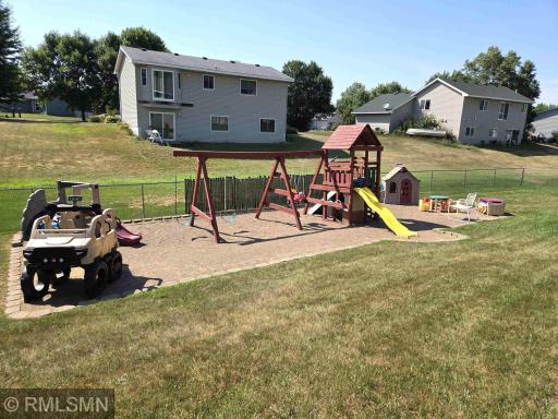 707 4th Avenue SW, Isanti, MN 55040