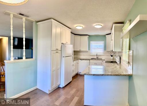 5011 Vera Cruz Avenue N, Minneapolis, MN 55429