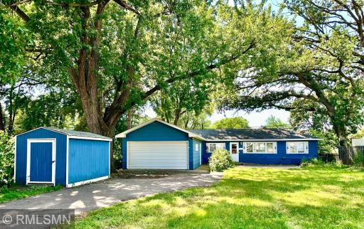 5011 Vera Cruz Avenue N, Minneapolis, MN 55429