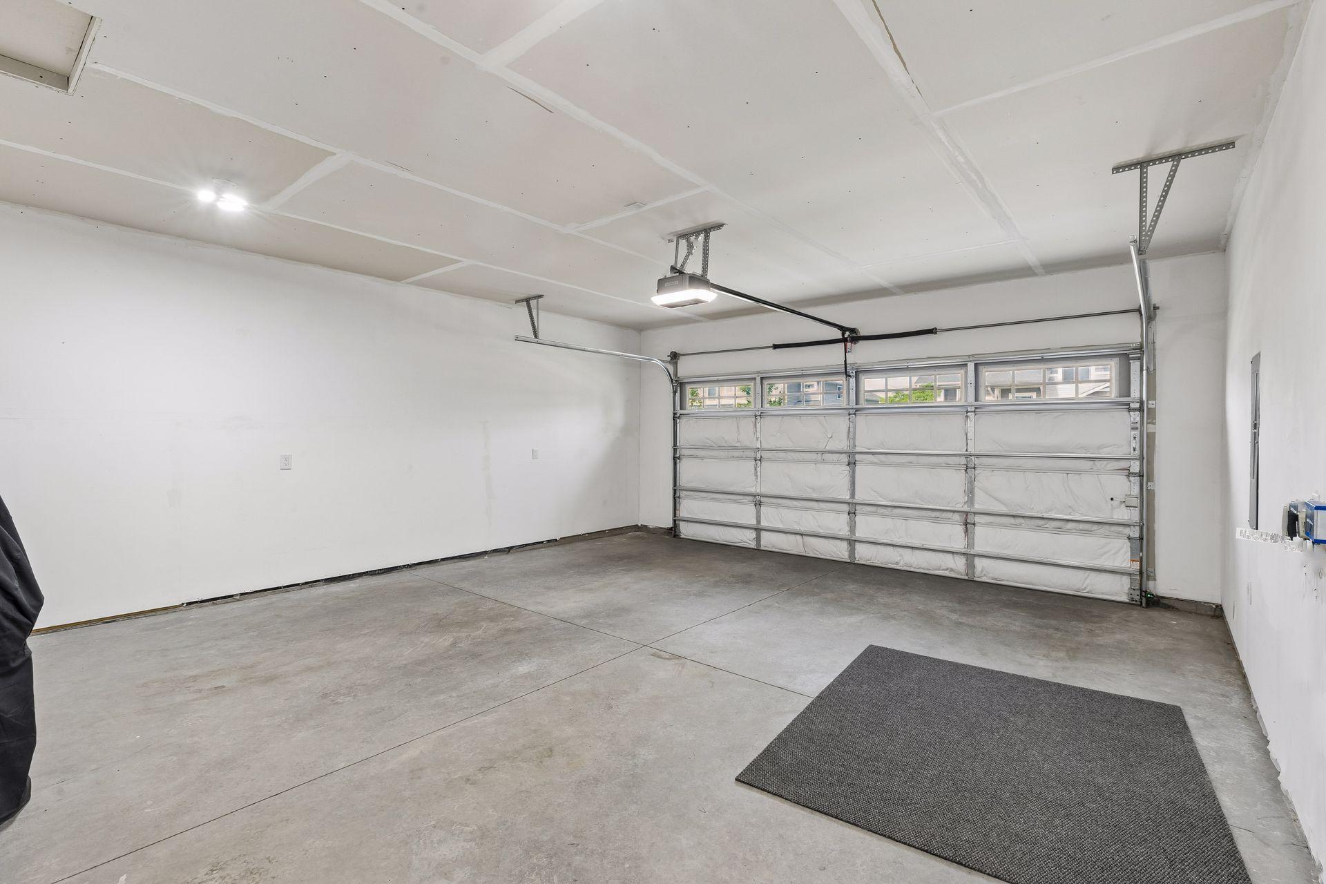 Heated 2 car garage