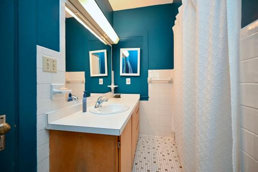 214 E Howard Street, Winona, MN 55987