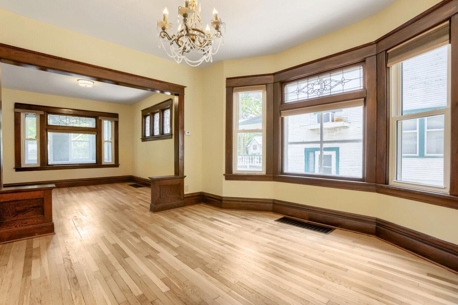 508 York Ave - Web Quality - 011 - 11 Dining Room.jpg