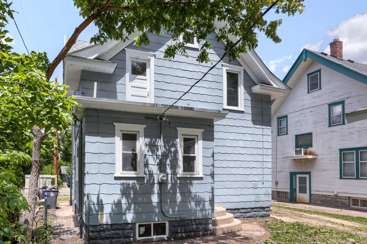 508 York Ave - Web Quality - 028 - 28 Exterior Rear.jpg