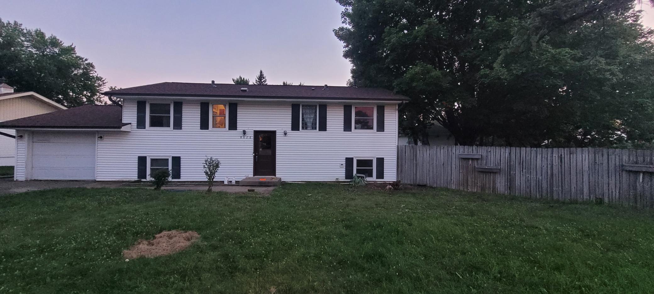 8026 Hynes front elevation.jpg