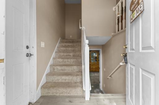 Vivid Spaces_11300 Brenda Blvd_04.jpg