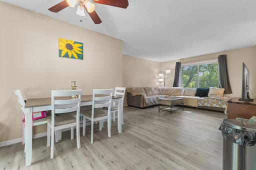 Vivid Spaces_11300 Brenda Blvd_15.jpg