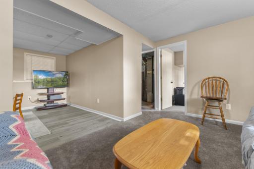 Vivid Spaces_11300 Brenda Blvd_24.jpg