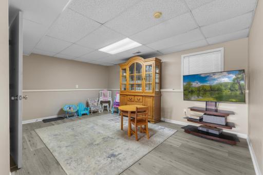 Vivid Spaces_11300 Brenda Blvd_21.jpg