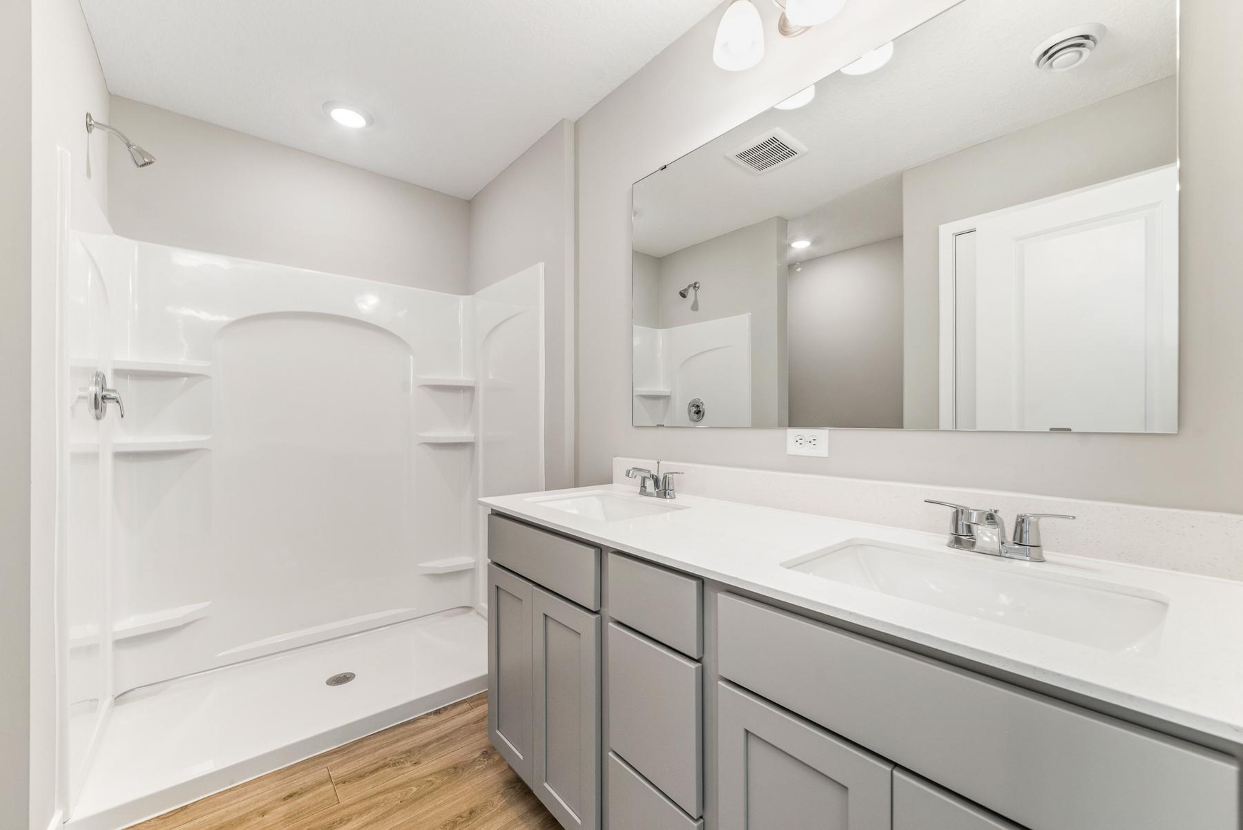 Master Bathroom.jpg
