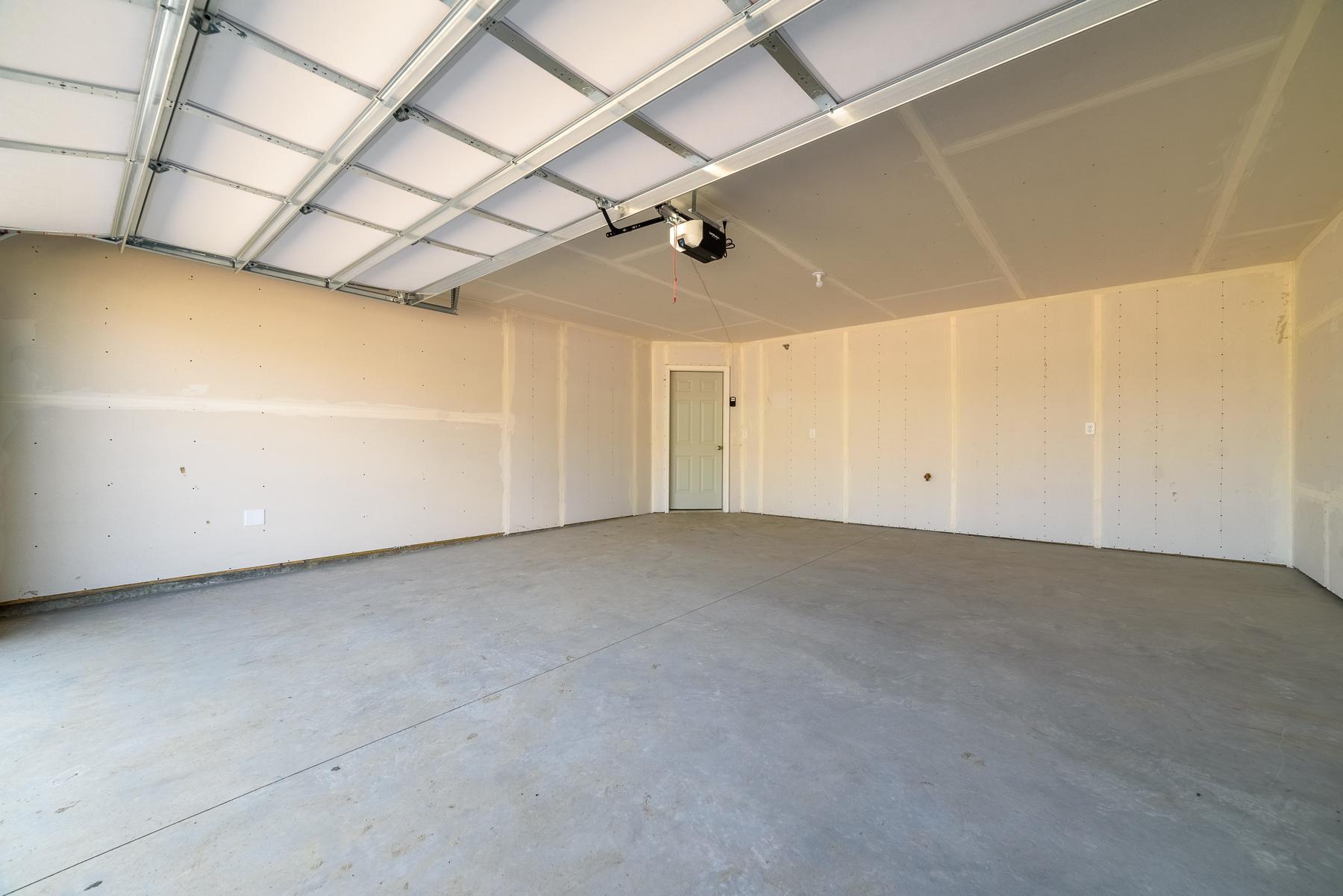 Garage.jpg