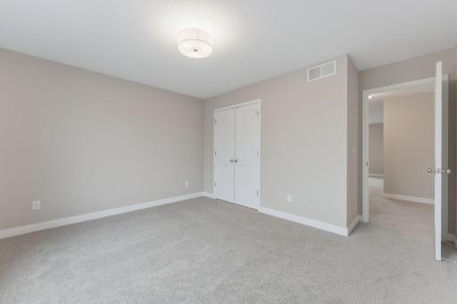 17994 Hidden Creek Trail, Lakeville, MN 55044
