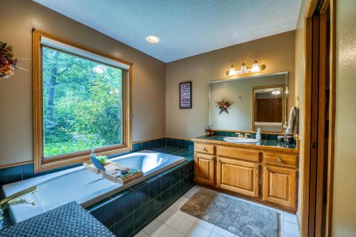 8022 White Oak Street NE, Bemidji, MN 56601
