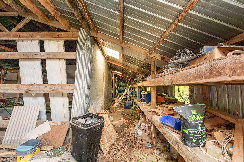 Inside Storage of 7 Unit Storage Units