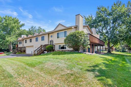 1314 Deercliff Lane, Eagan, MN 55123