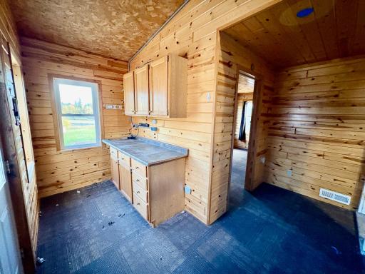 502 1st Avenue SE, Baudette, MN 56623