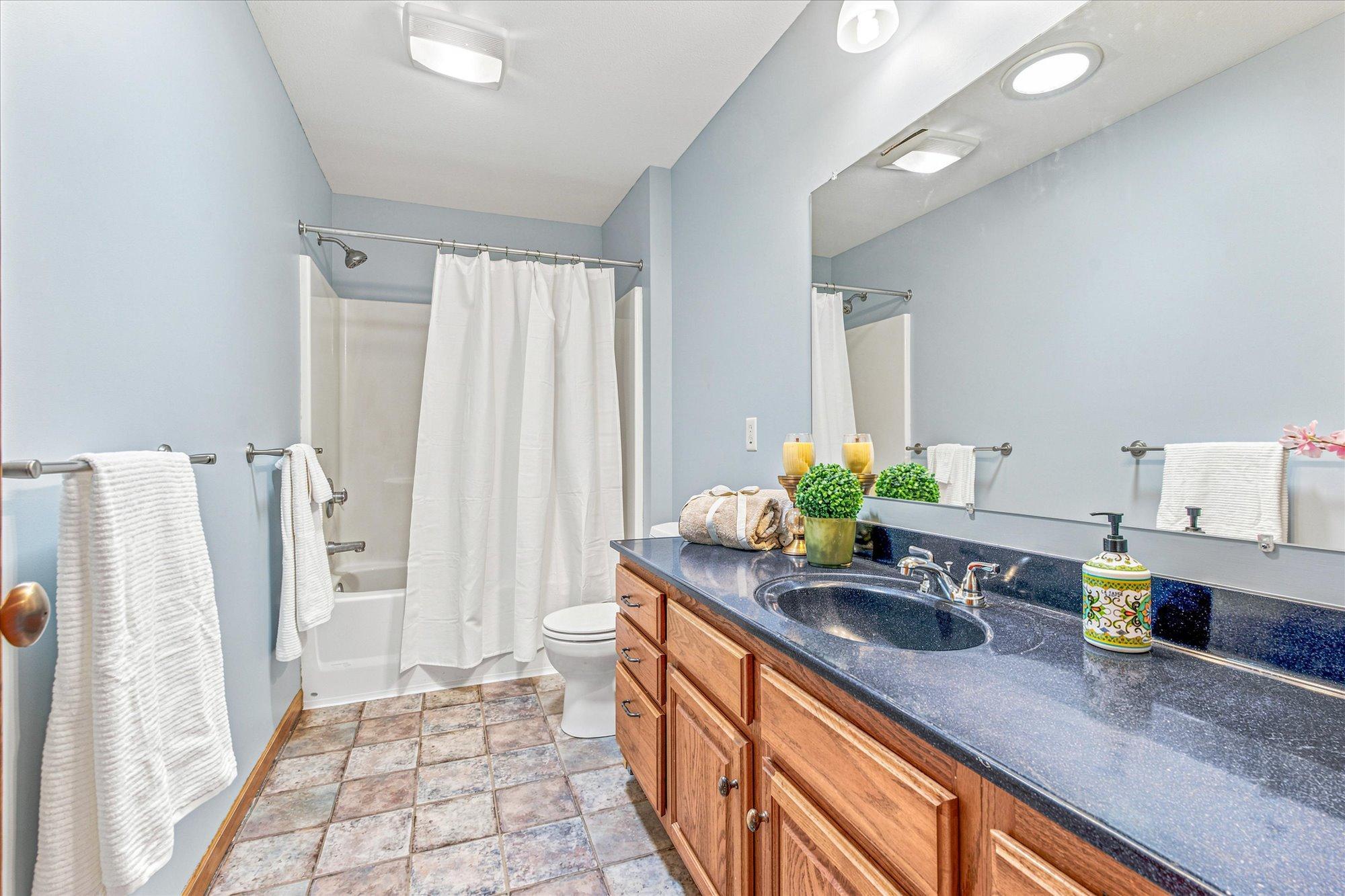 Full Bath for Upper Beds to Share