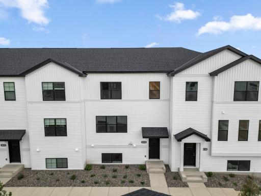10374 Birchwood Circle, Chaska, MN 55318
