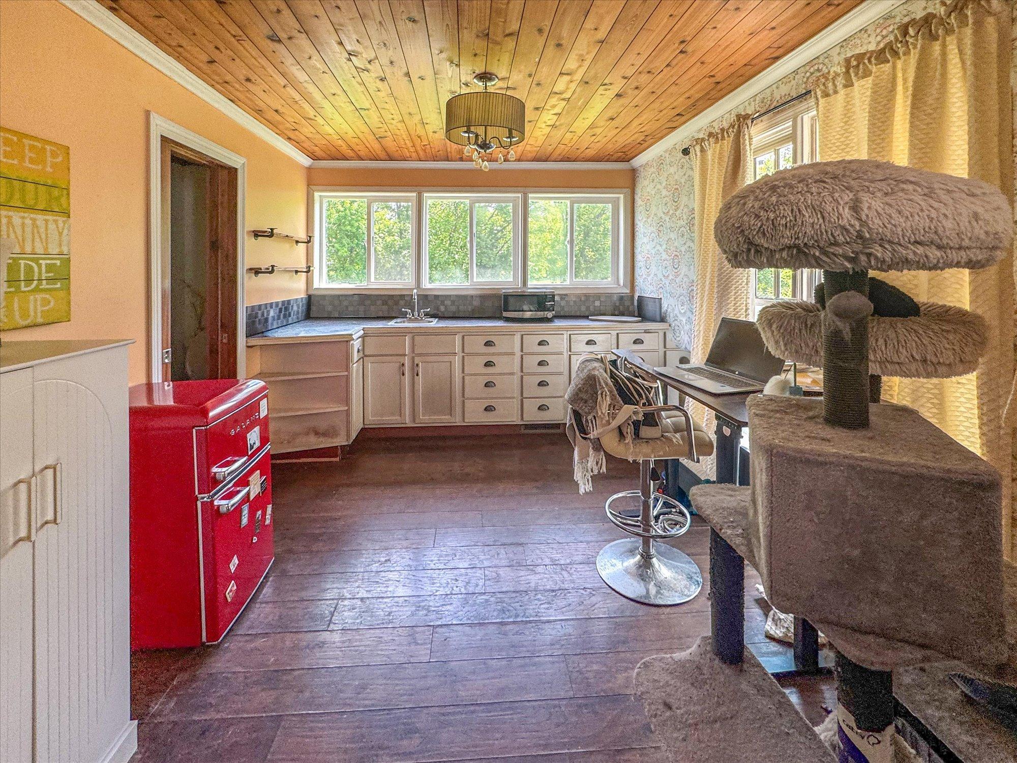 Kitchen in Farm House Side
