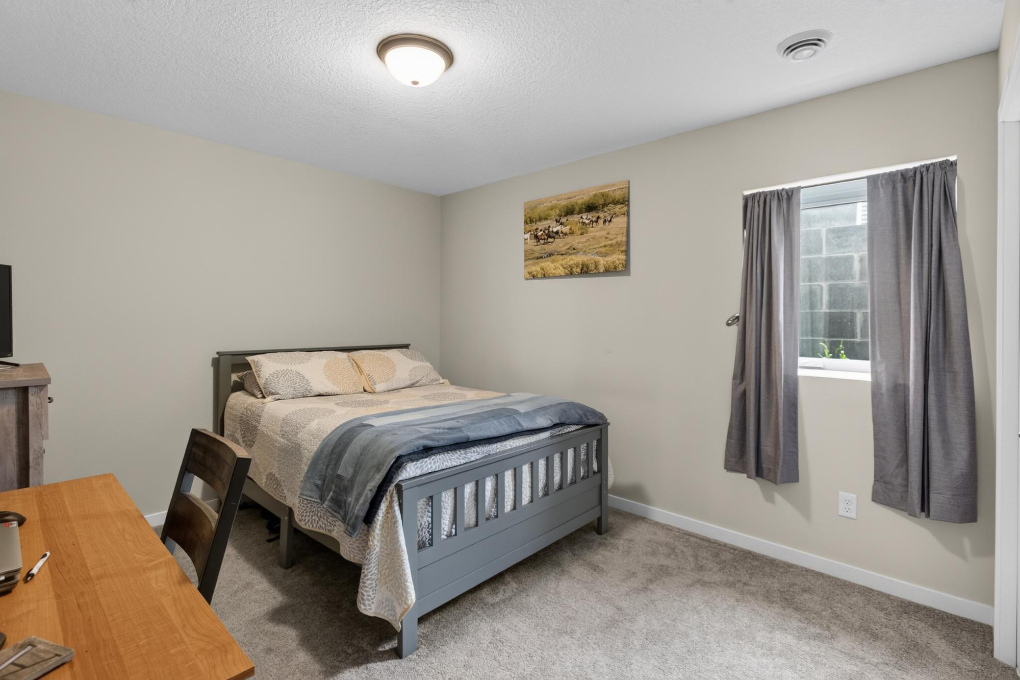 913 Moline Loop NW Isanti, MN 15.jpg