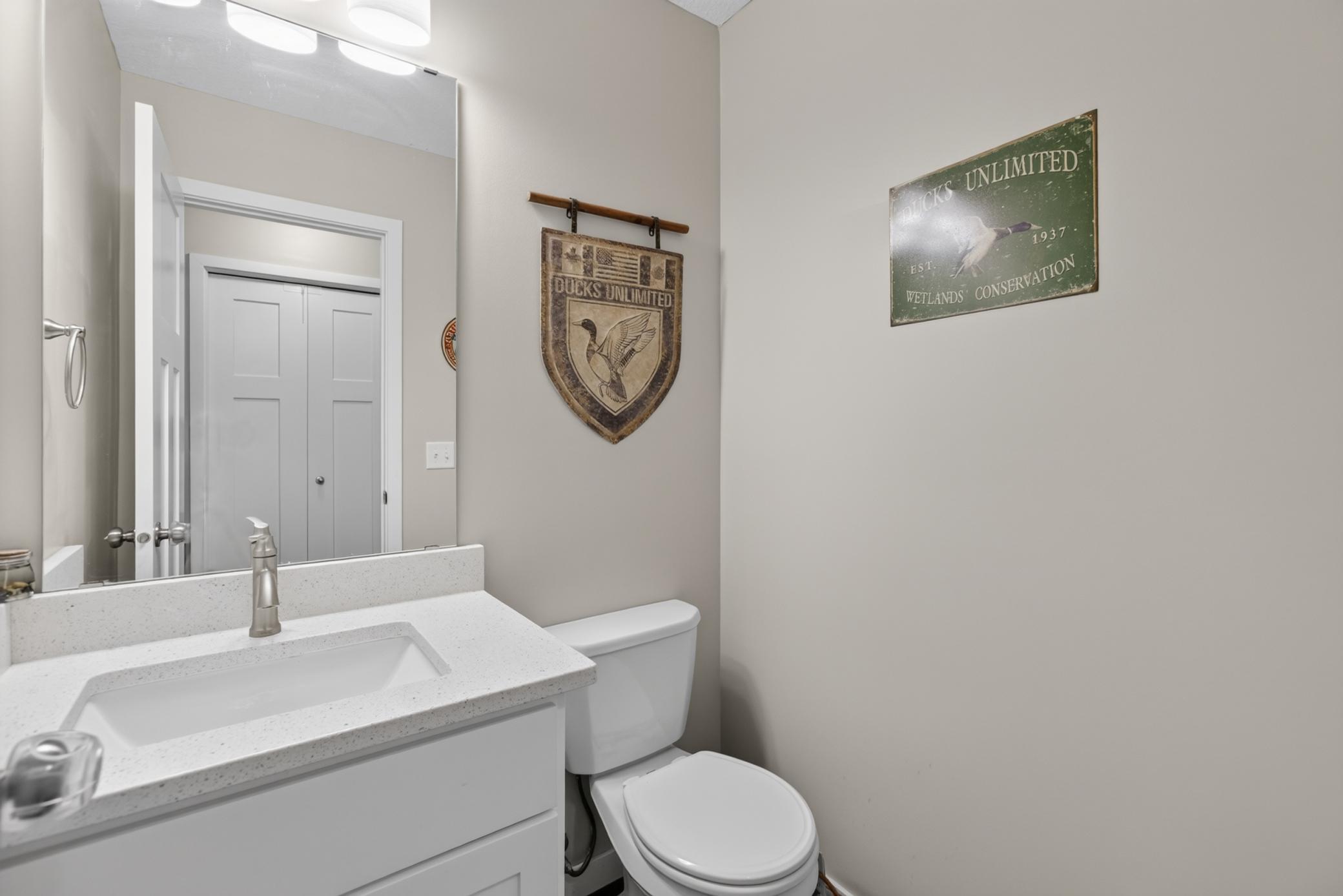 913 Moline Loop NW Isanti, MN 9.jpg