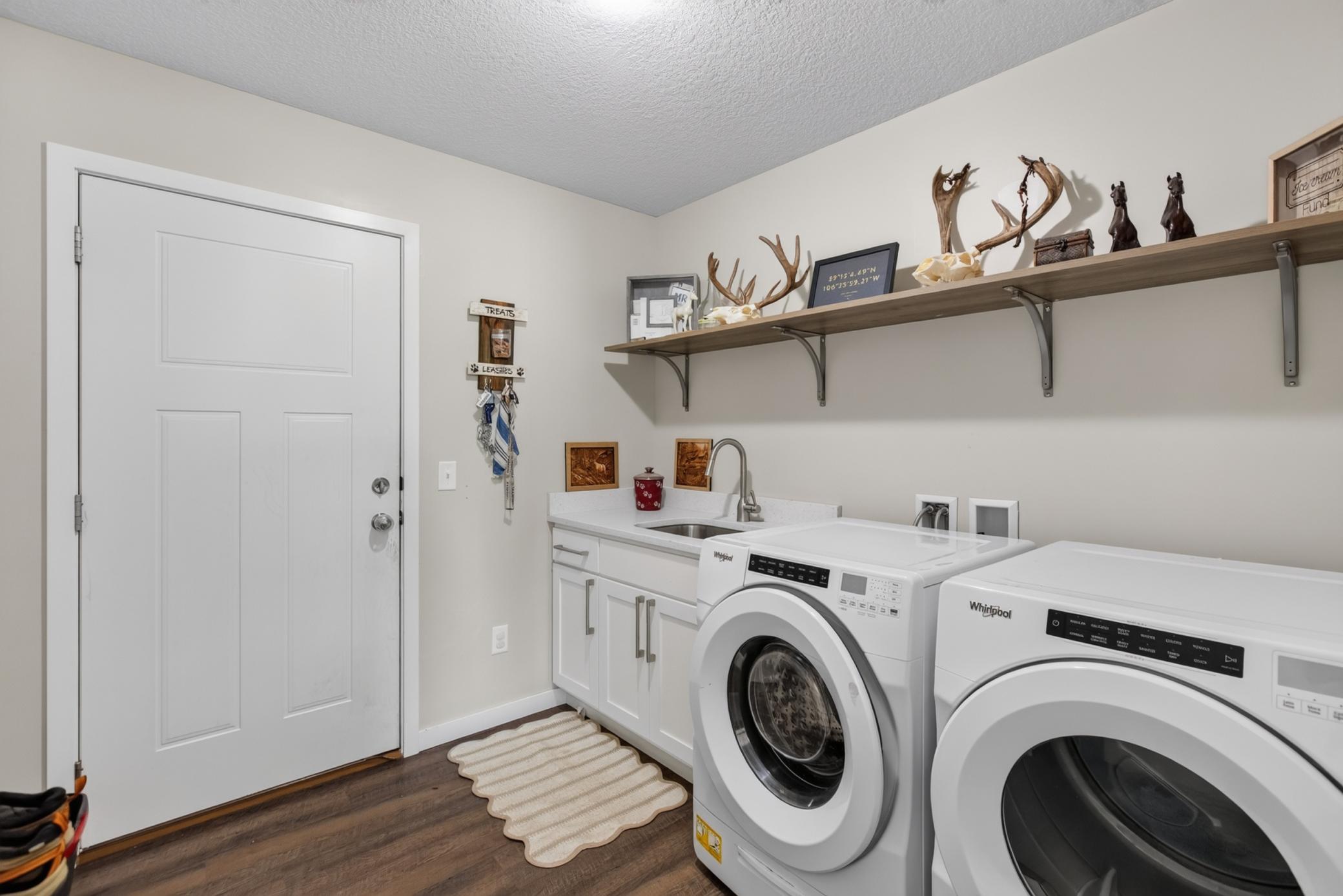 913 Moline Loop NW Isanti, MN 8.jpg