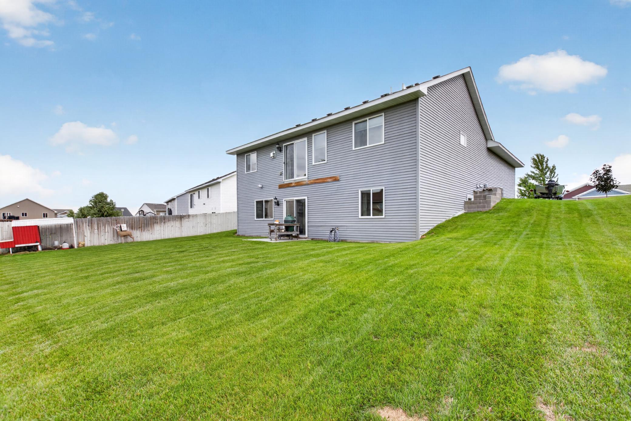 913 Moline Loop NW Isanti, MN 20.jpg
