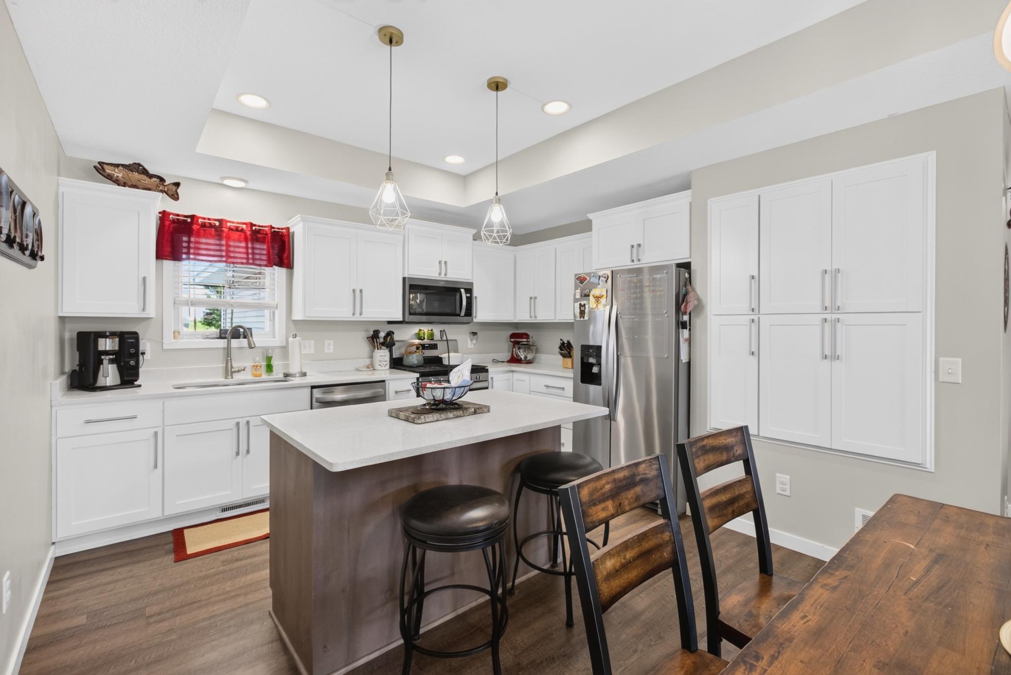 913 Moline Loop NW Isanti, MN 2.jpg