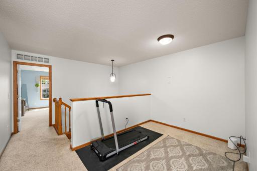 Welcome to 1072 Henslow Avenue North!