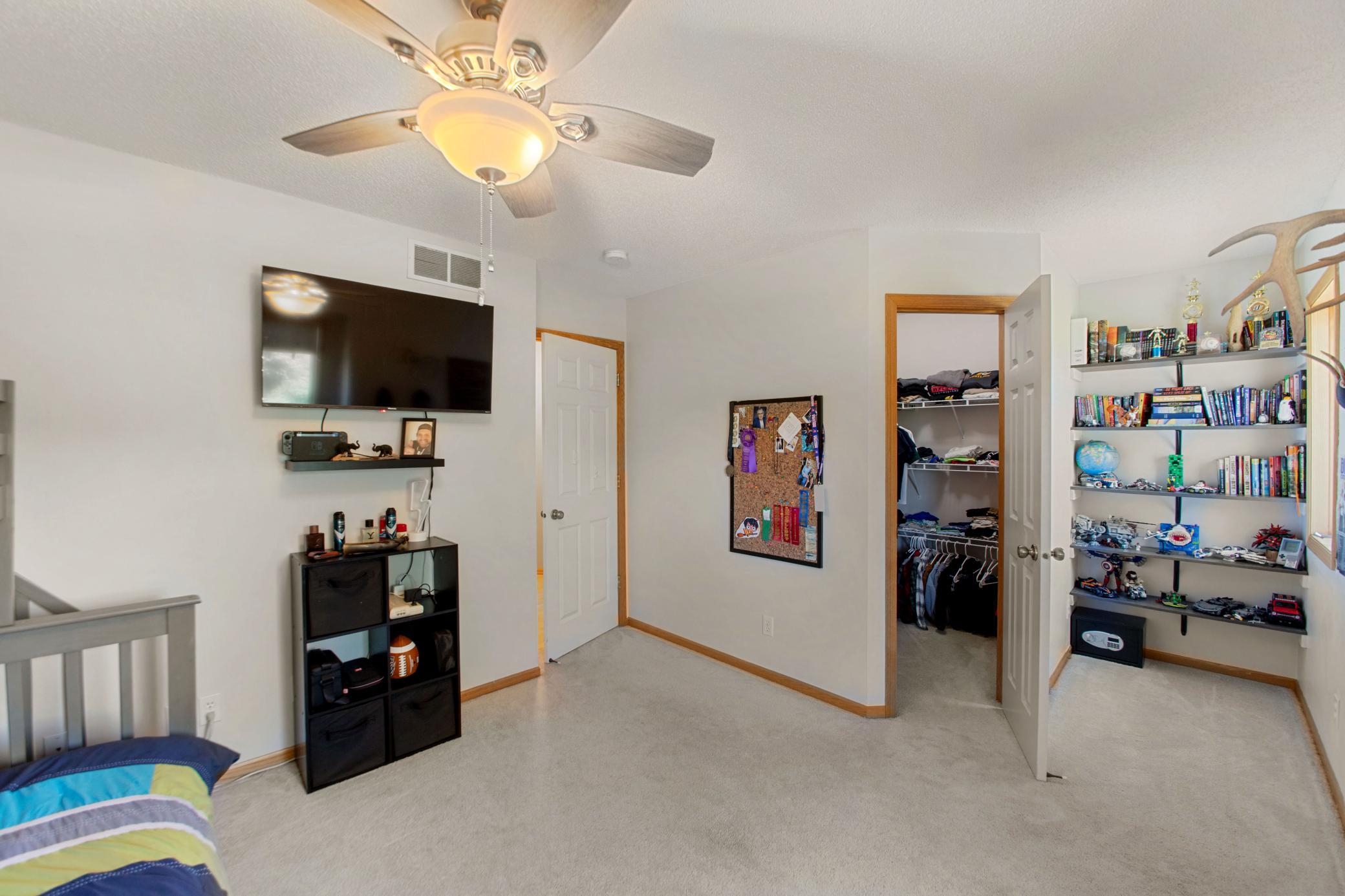 Photo 41