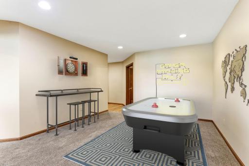 62-web-or-mls-8148-Ithaca-Ln-N-59-Staged.jpg