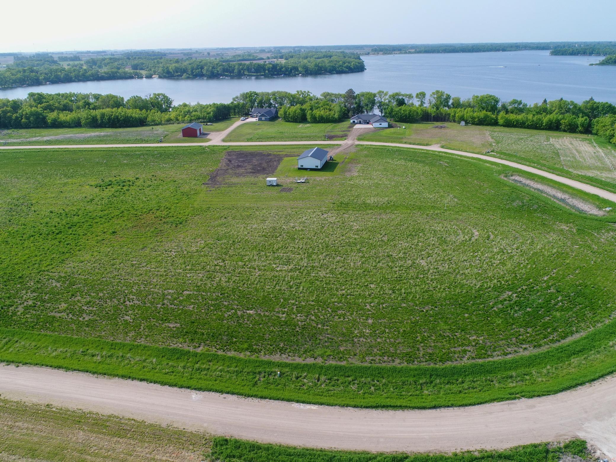 Lot 4.5.6.8 overlooking Smith Lake .jpg