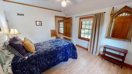 bedroom 2.1