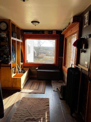 Entry Way, Beautiful Natural Light