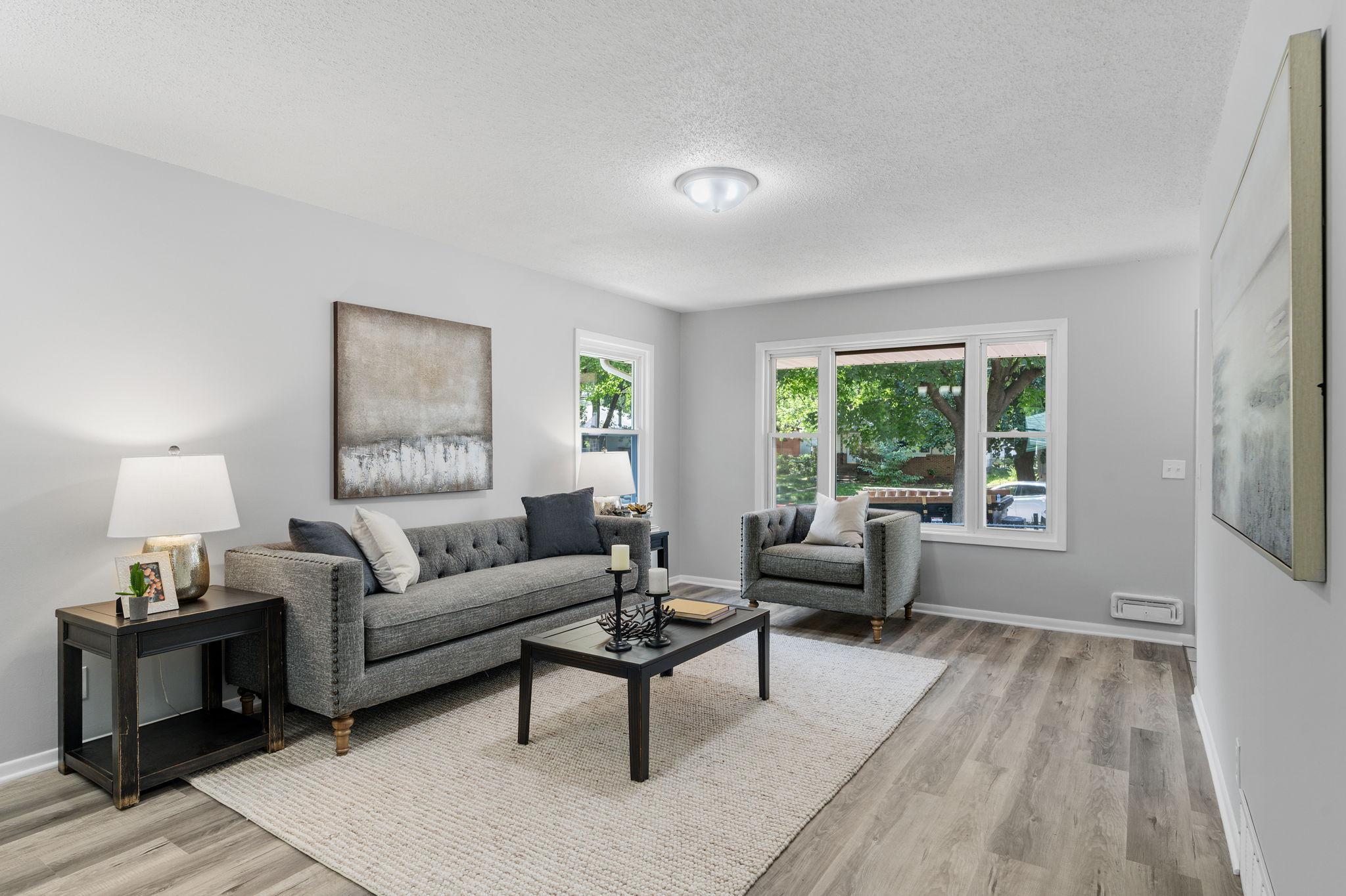 11-web-or-mls-5132 Vincent Ave-11.jpg