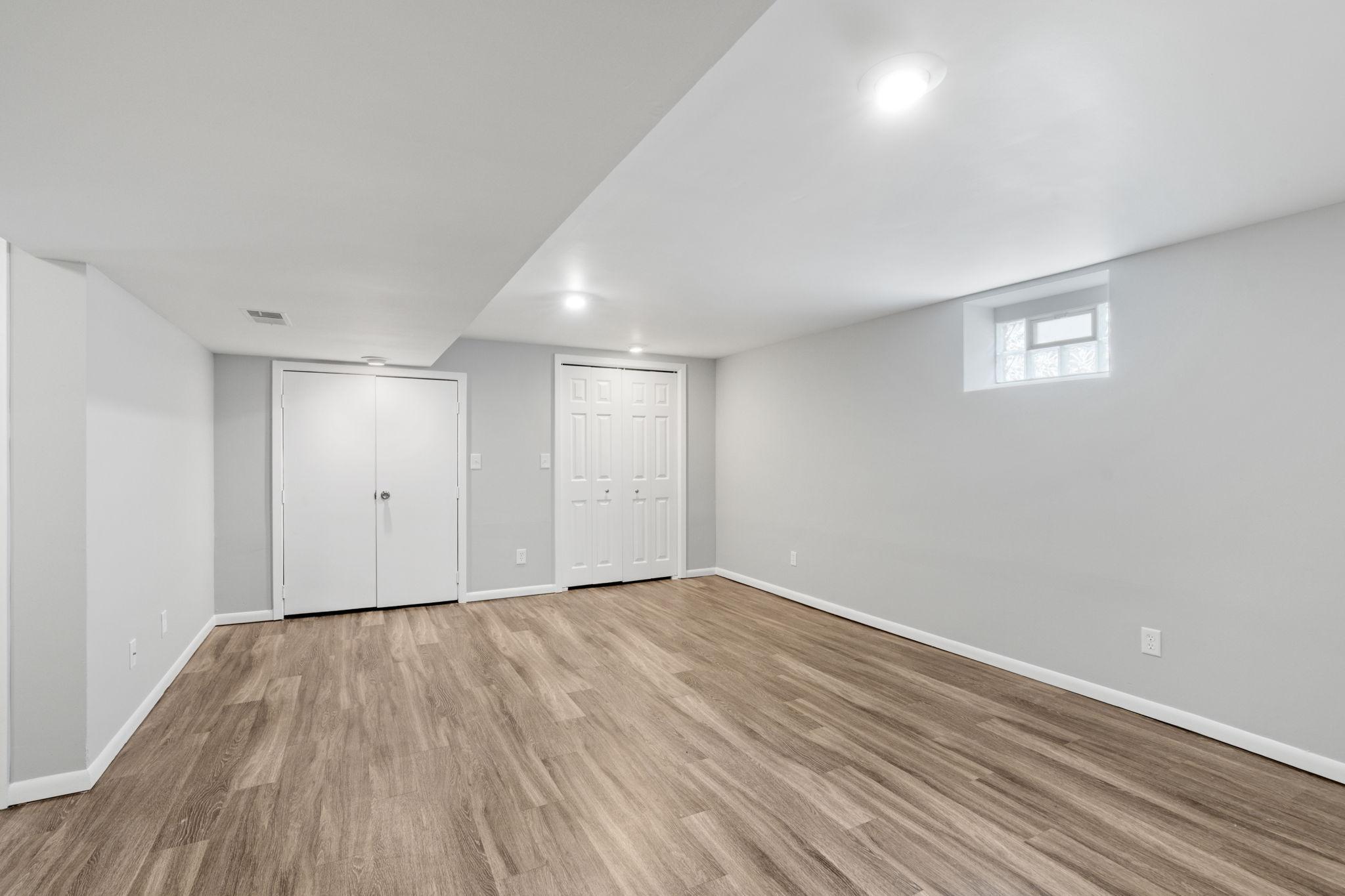 38-web-or-mls-5132 Vincent Ave-38.jpg