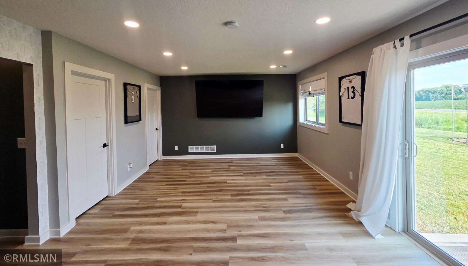 Large, open lower level