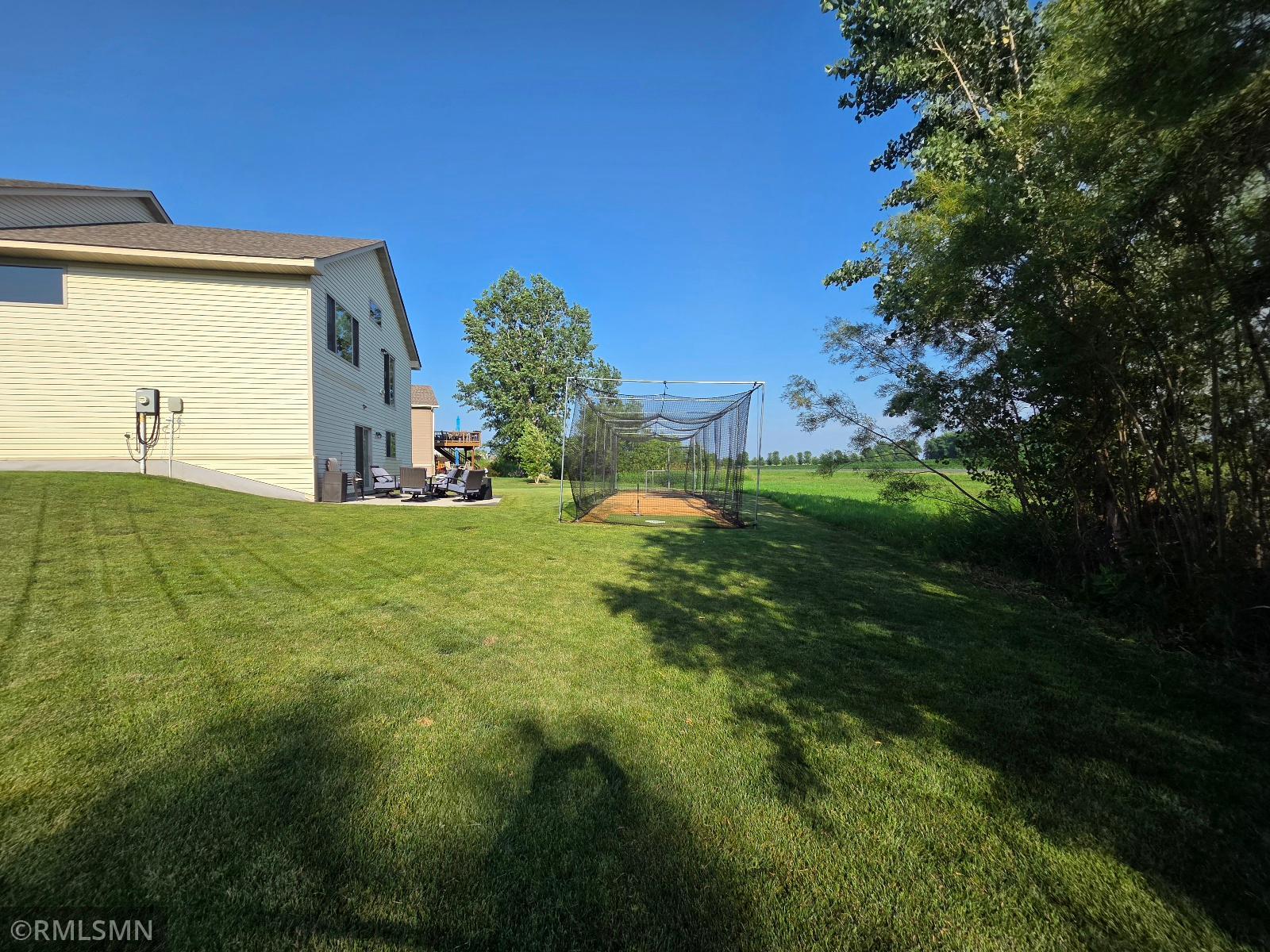 Nice, quiet backyard with irrigation system