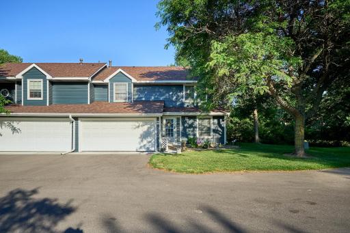 2327 Grange Avenue N, Oakdale, MN 55128
